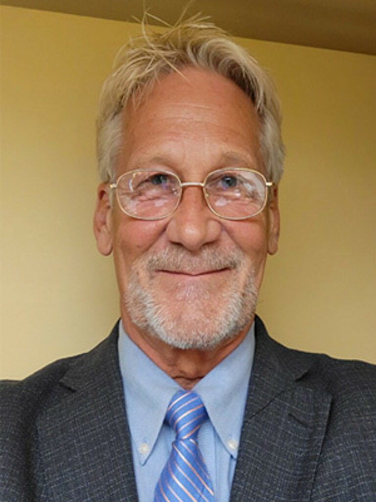 https://contactinthedesert.com/beyond-contact/speaker/dannion-brinkley/