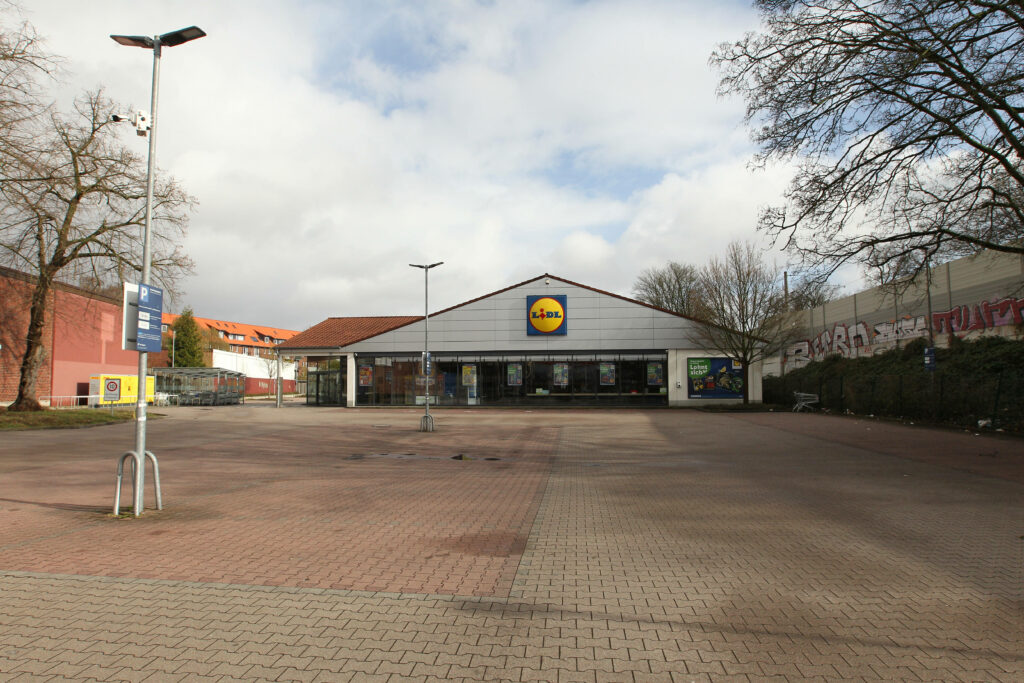Schock bei Lidl: Ab Montag Parkgebühr – deine Brieftasche wird es spüren