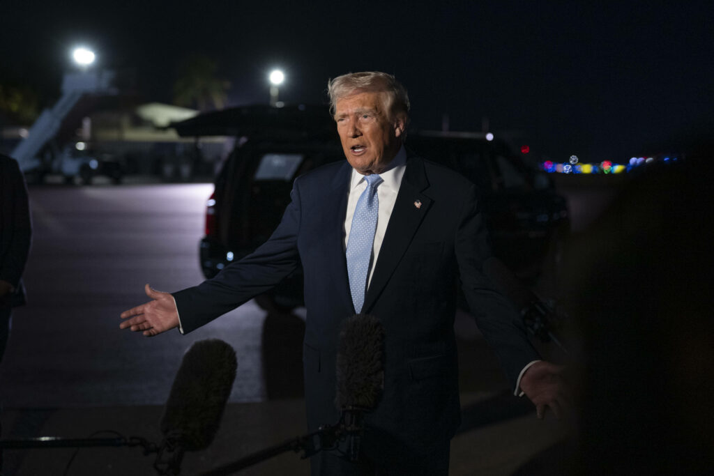 SMS-Eklat vor Davos! Trump teilt Chat mit Macron und Nato-Chef