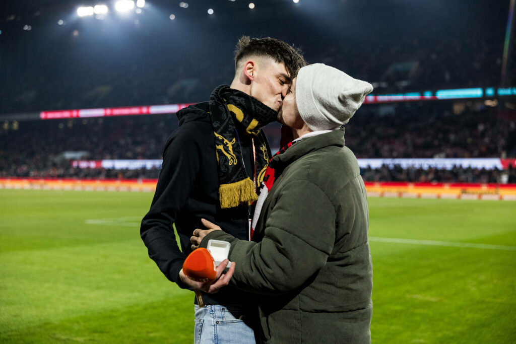 Heiratsantrag im Stadion: Neue Wende im Schiri-Skandal? Ermittler prüfen brisanten Verdacht