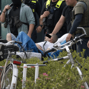 Geiselnehmer im Berliner Rewe (29) polizeibekannt – Die schockierende Vorgeschichte