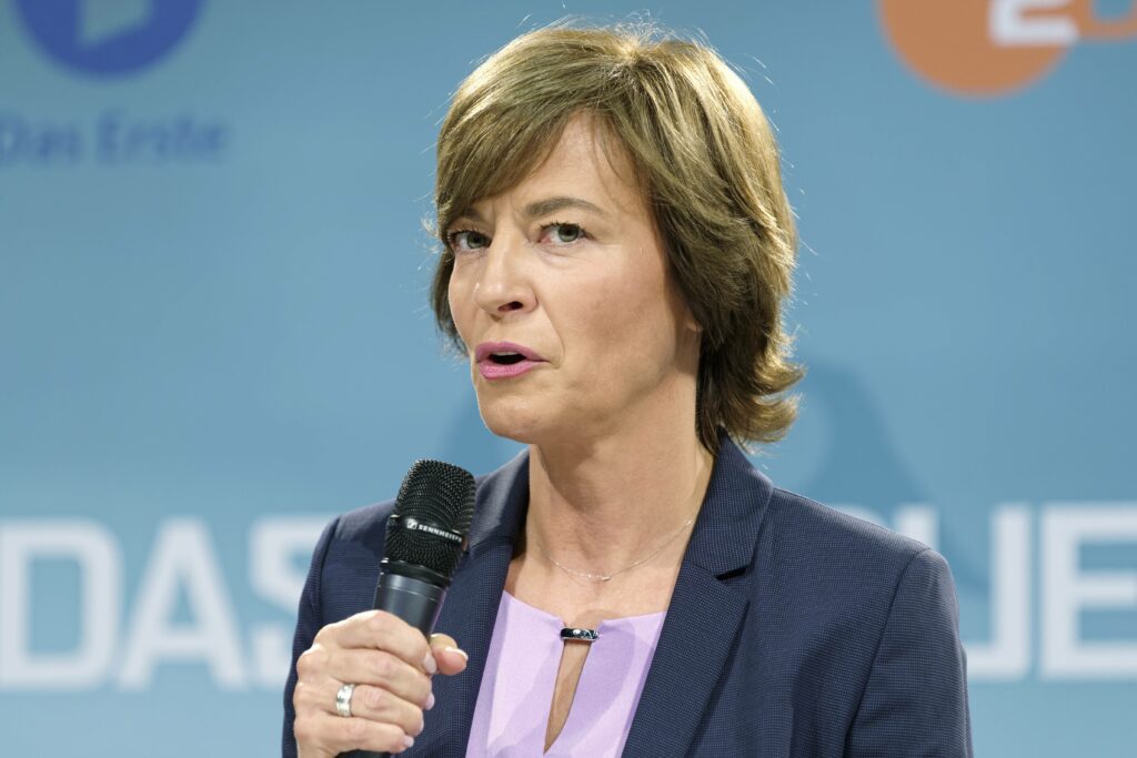 Panne in ZDF-Sondersendung mit Merz: Illner entschuldigt sich live!