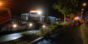 Auto rast in Menschenmenge – Mindestens ein Toter bestätigt!