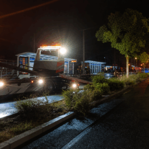 Auto rast in Menschenmenge – Mindestens ein Toter bestätigt!