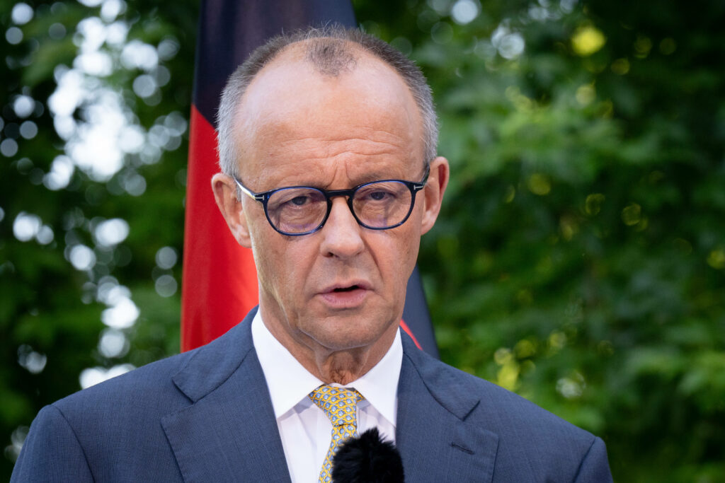 Erste Äußerung nach Merz-Rauswurf sorgt für Zündstoff