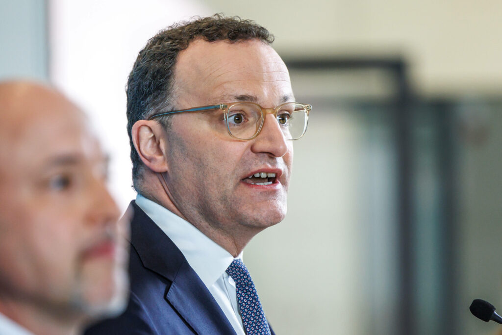 Nach Leihmutterschafts-Skandal: Jens Spahn schockiert mit diesem Vorhaben