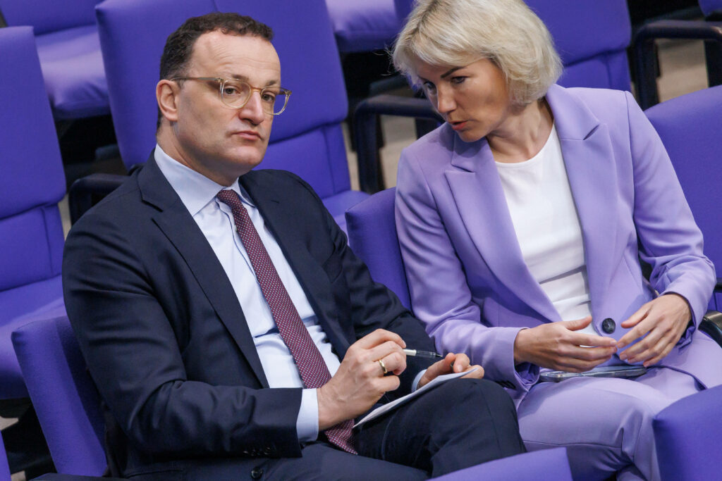 Nach Leihmutterschafts-Skandal: Jens Spahn schockiert mit diesem Vorhaben