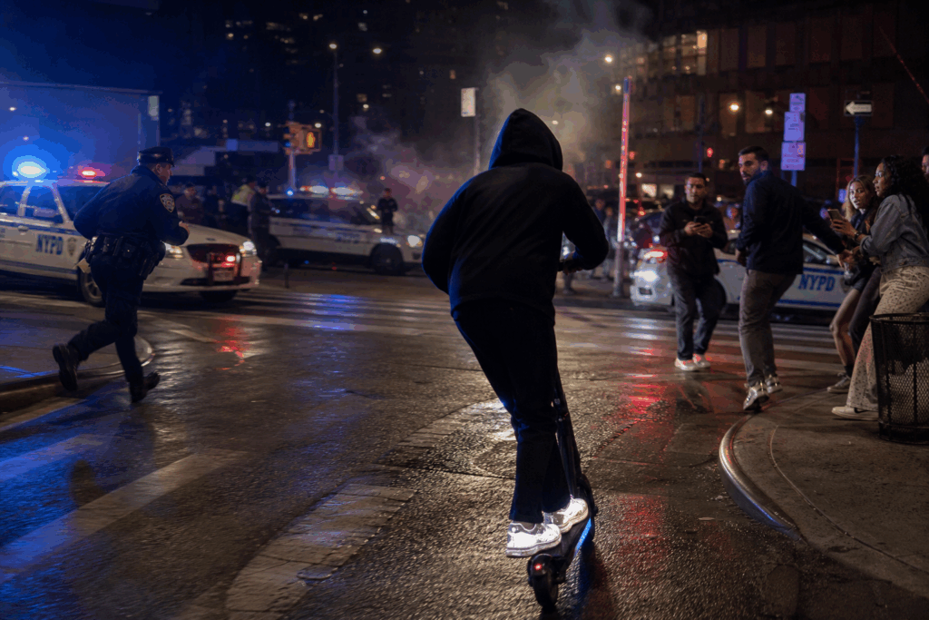 Schüsse: Mann (41) schwer verletzt – Gezielter Angriff vor Restaurant schockiert Deutschland!