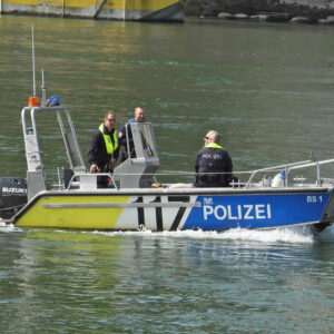 Unheimlicher Fund im Fluss: Polizei zeigt krasses Foto – jetzt werden dringend Hinweise gesucht